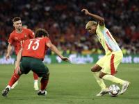 半岛体育体育网页版入口-包含葡萄牙逆转法国，小组领跑地位更加牢固的词条