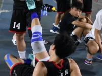 半岛体育体育在线登录-战术变化频繁，双方你来我往争夺胜利的简单介绍