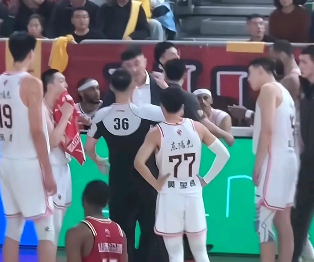 广东队战胜山东男篮,取得双杀 广东队战胜山东男篮,取得双杀