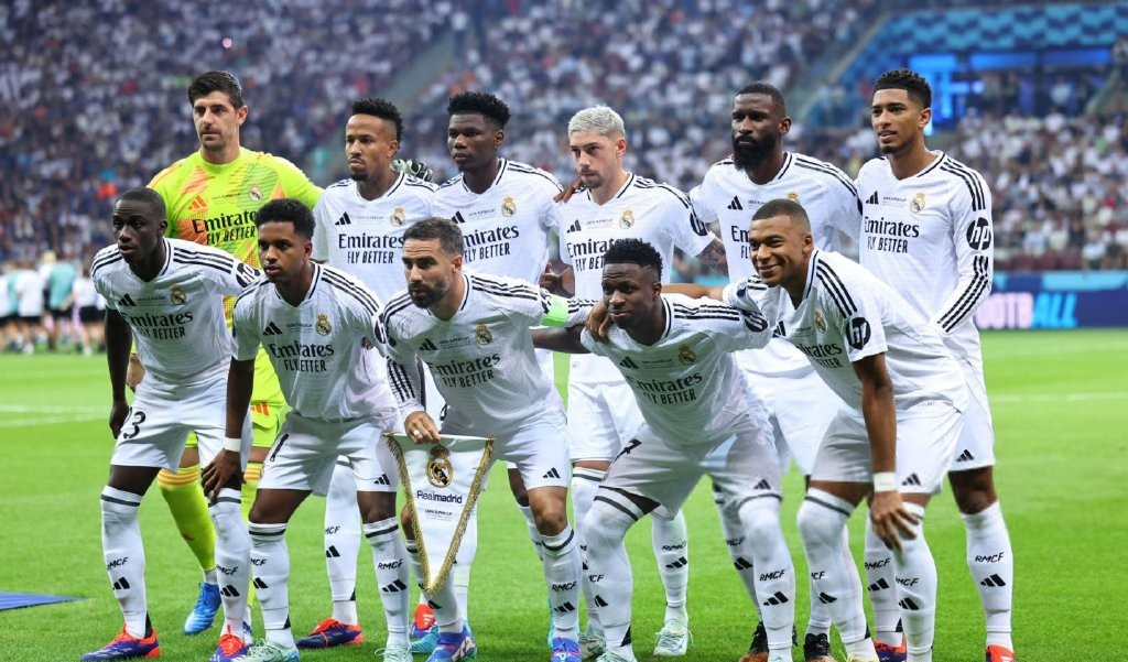 包含皇家马德里连续三轮比赛获胜，状态火爆的词条