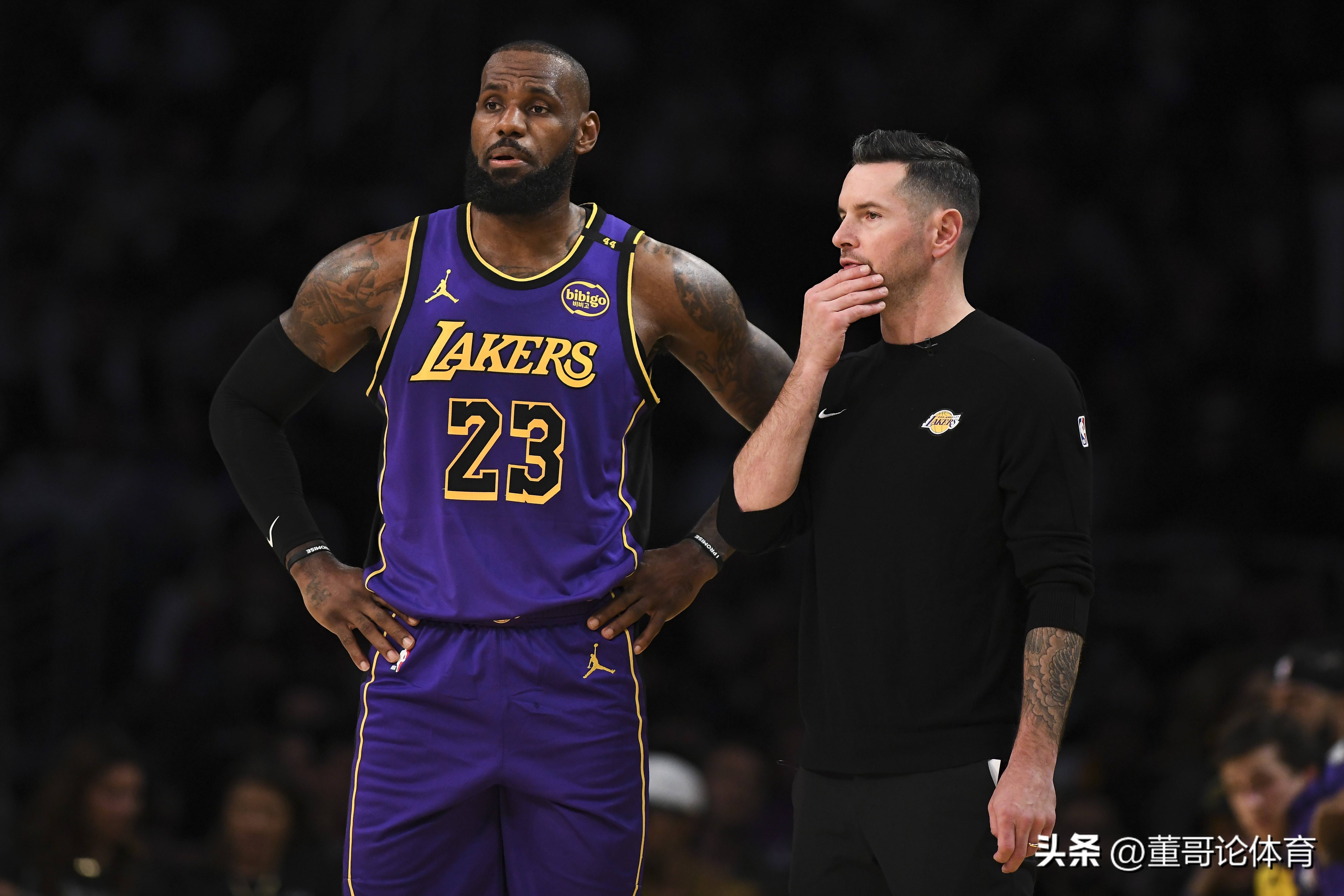 湖人灭老鹰,终结连败 湖人灭老鹰,终结连败