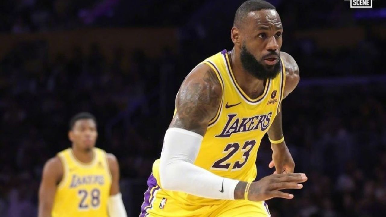 湖人灭老鹰,终结连败 湖人灭老鹰,终结连败