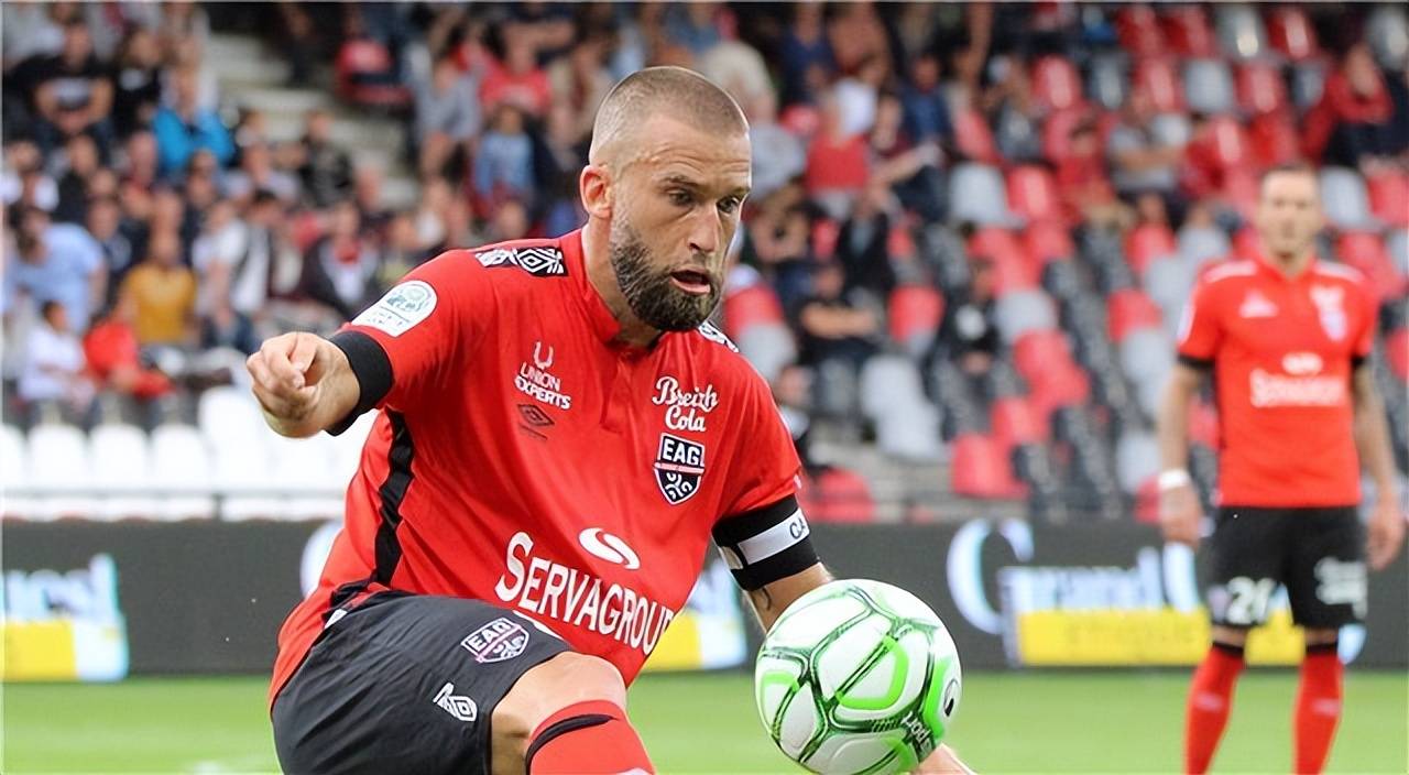 甘冈客场连胜,雄心壮志冲击榜首位置 甘冈客场连胜,雄心壮志冲击榜首位置