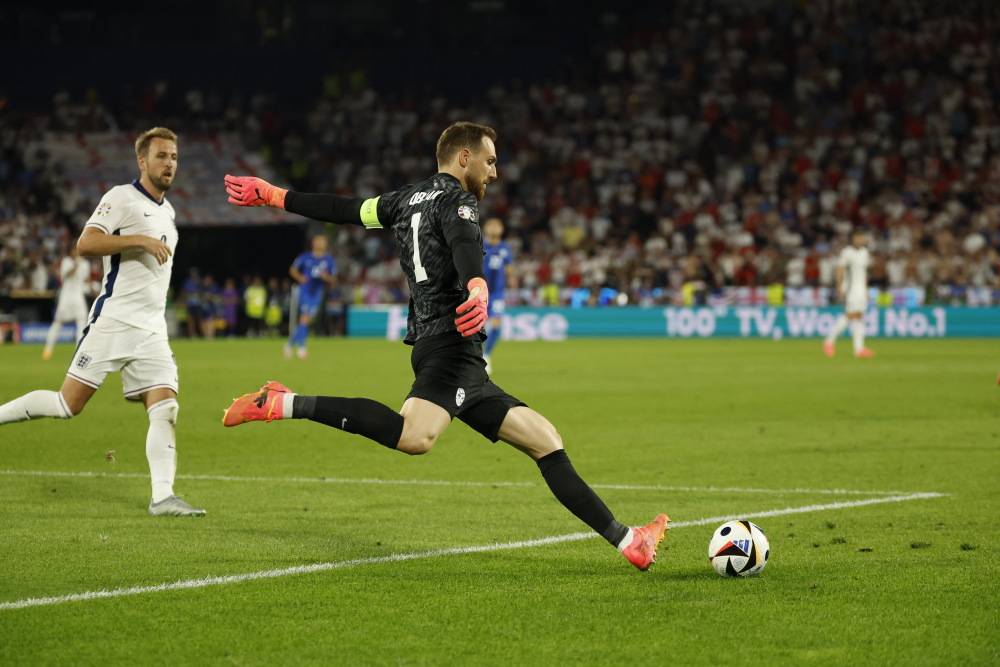 关于国际足坛:欧洲杯预选赛燃情进行中的信息 关于国际足坛:欧洲杯预选赛燃情进行中的信息