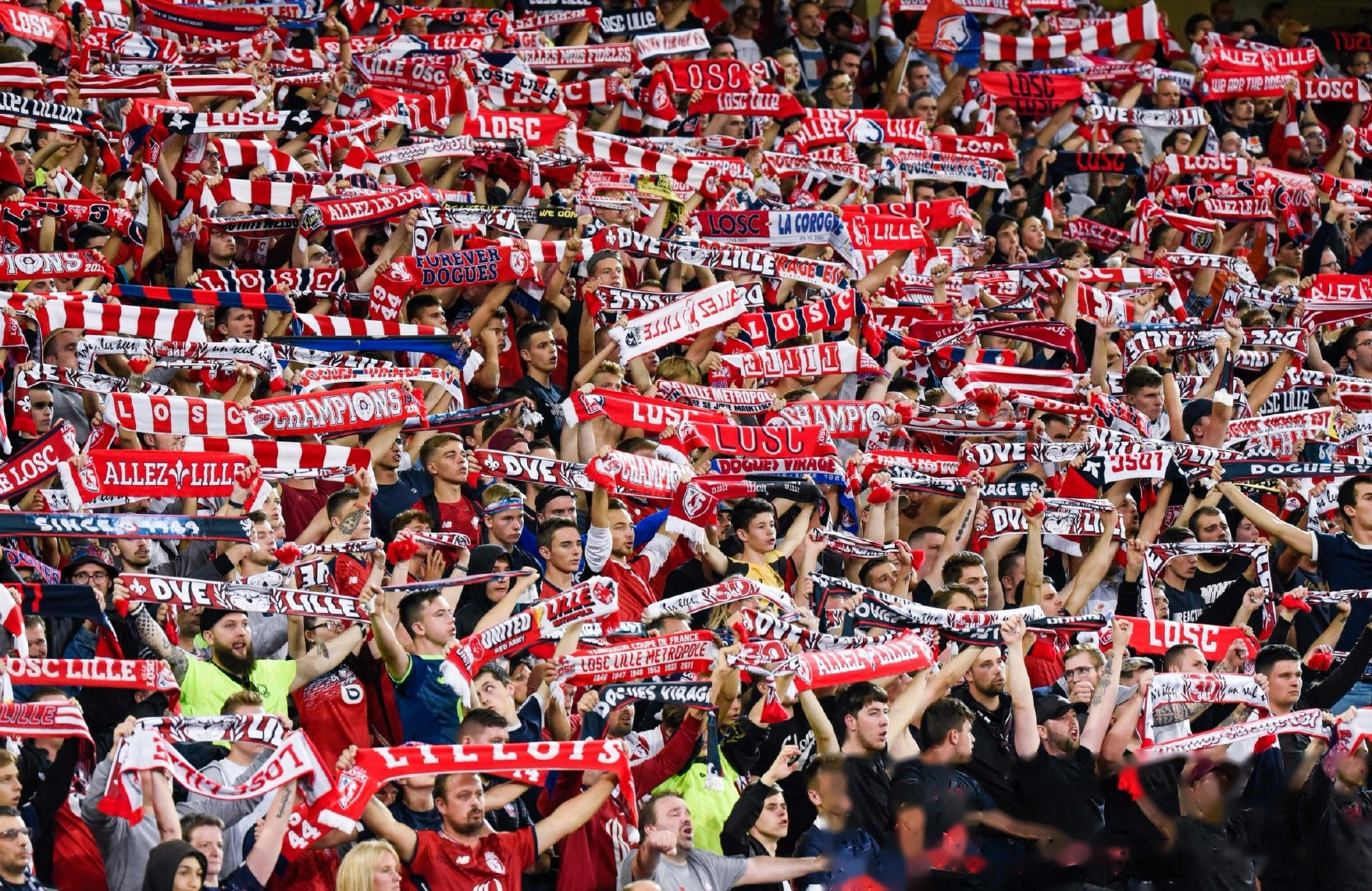 包含里尔艰难取胜,暂时安抚球迷不安情绪的词条 包含里尔艰难取胜,暂时安抚球迷不安情绪的词条